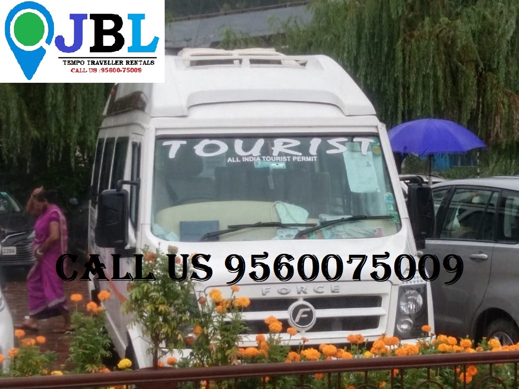 Hire tempo traveller in Rajender Nagar Delhi
